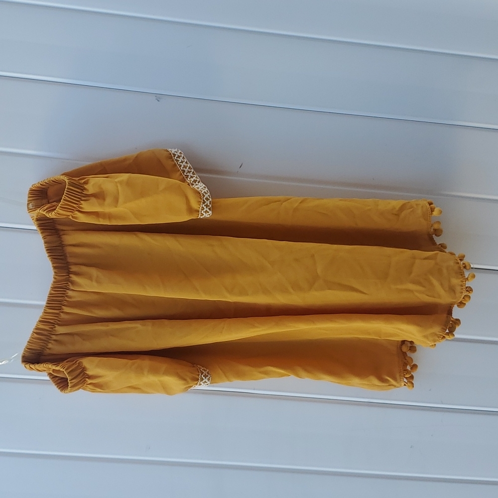 Blouse - Picture 2 of 5